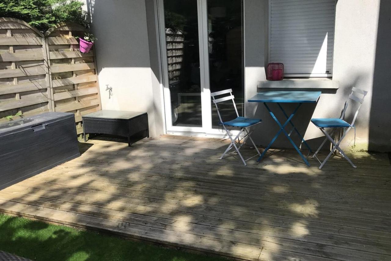Bel Appartement Proche Tours Centre Bretonneau La Riche Esterno foto