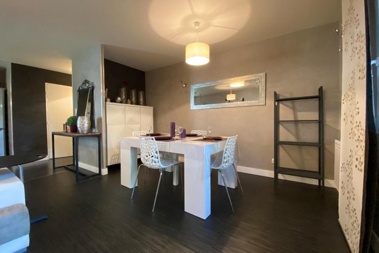 Bel Appartement Proche Tours Centre Bretonneau La Riche Esterno foto